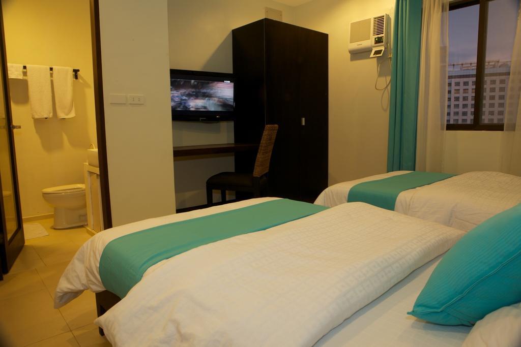 Alba Uno Hotel Cebu Екстериор снимка