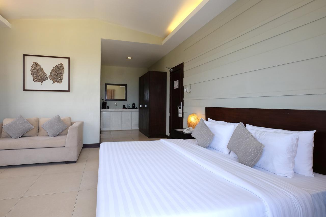 Alba Uno Hotel Cebu Екстериор снимка