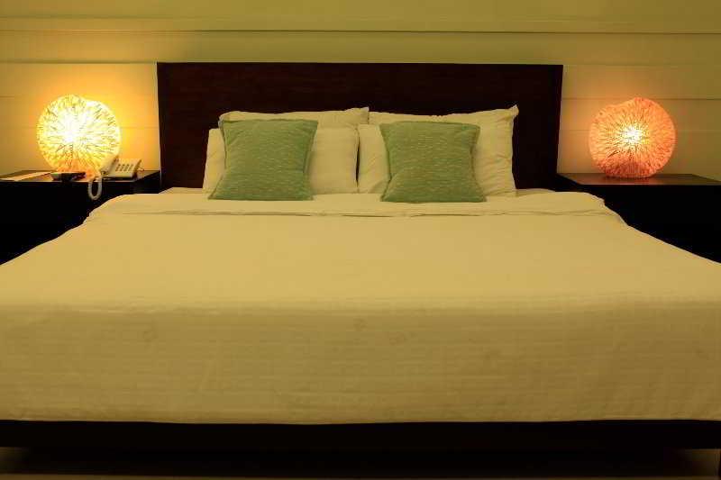 Alba Uno Hotel Cebu Екстериор снимка