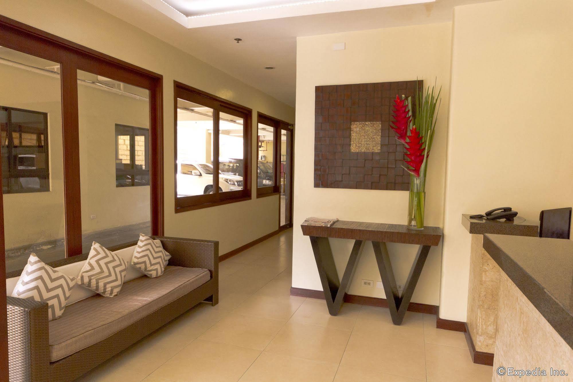 Alba Uno Hotel Cebu Екстериор снимка