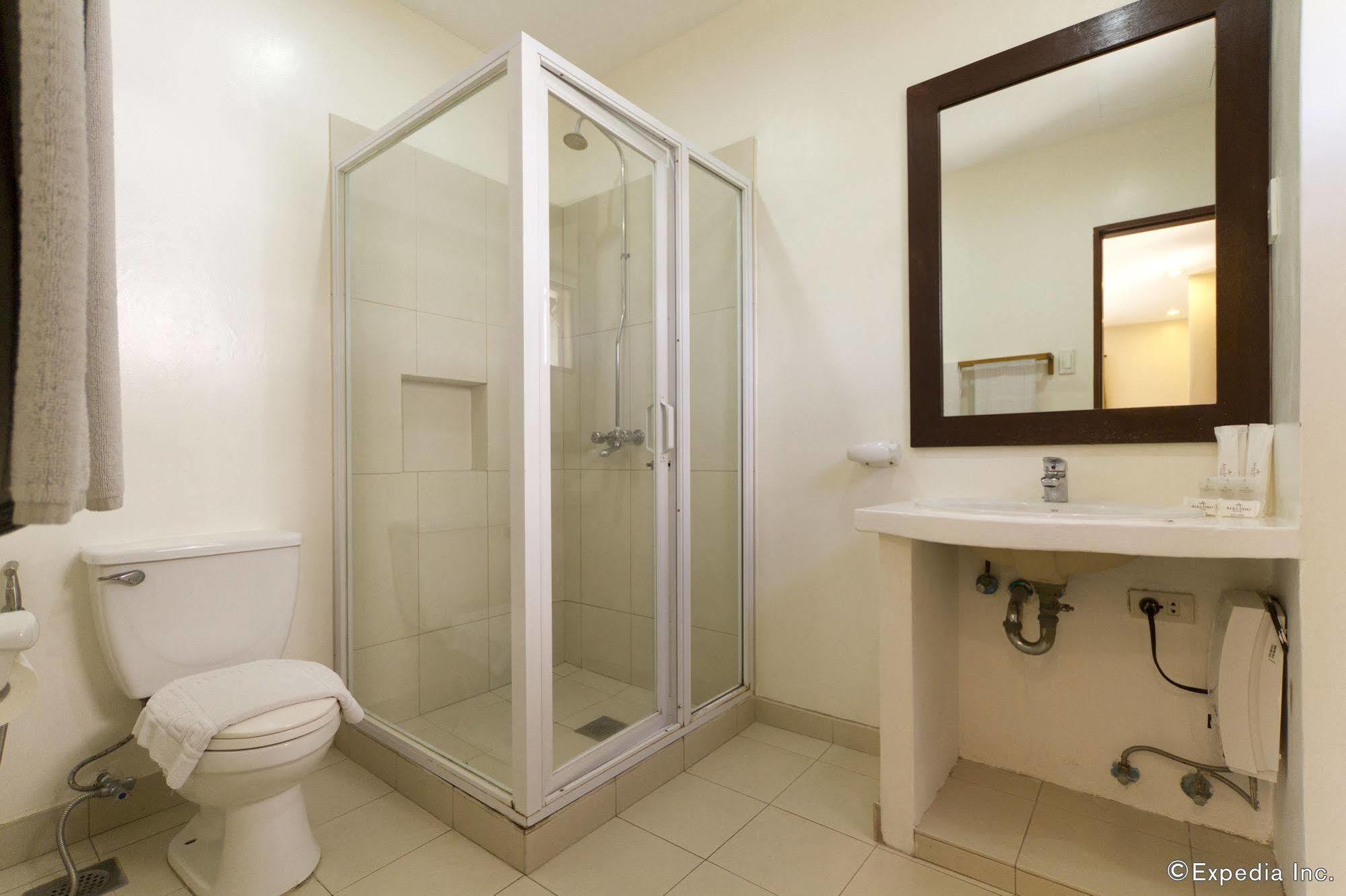 Alba Uno Hotel Cebu Екстериор снимка