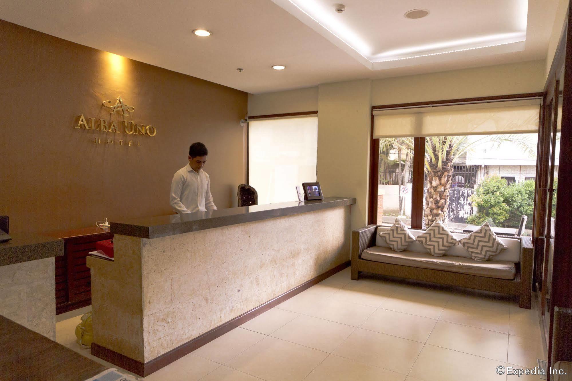 Alba Uno Hotel Cebu Екстериор снимка