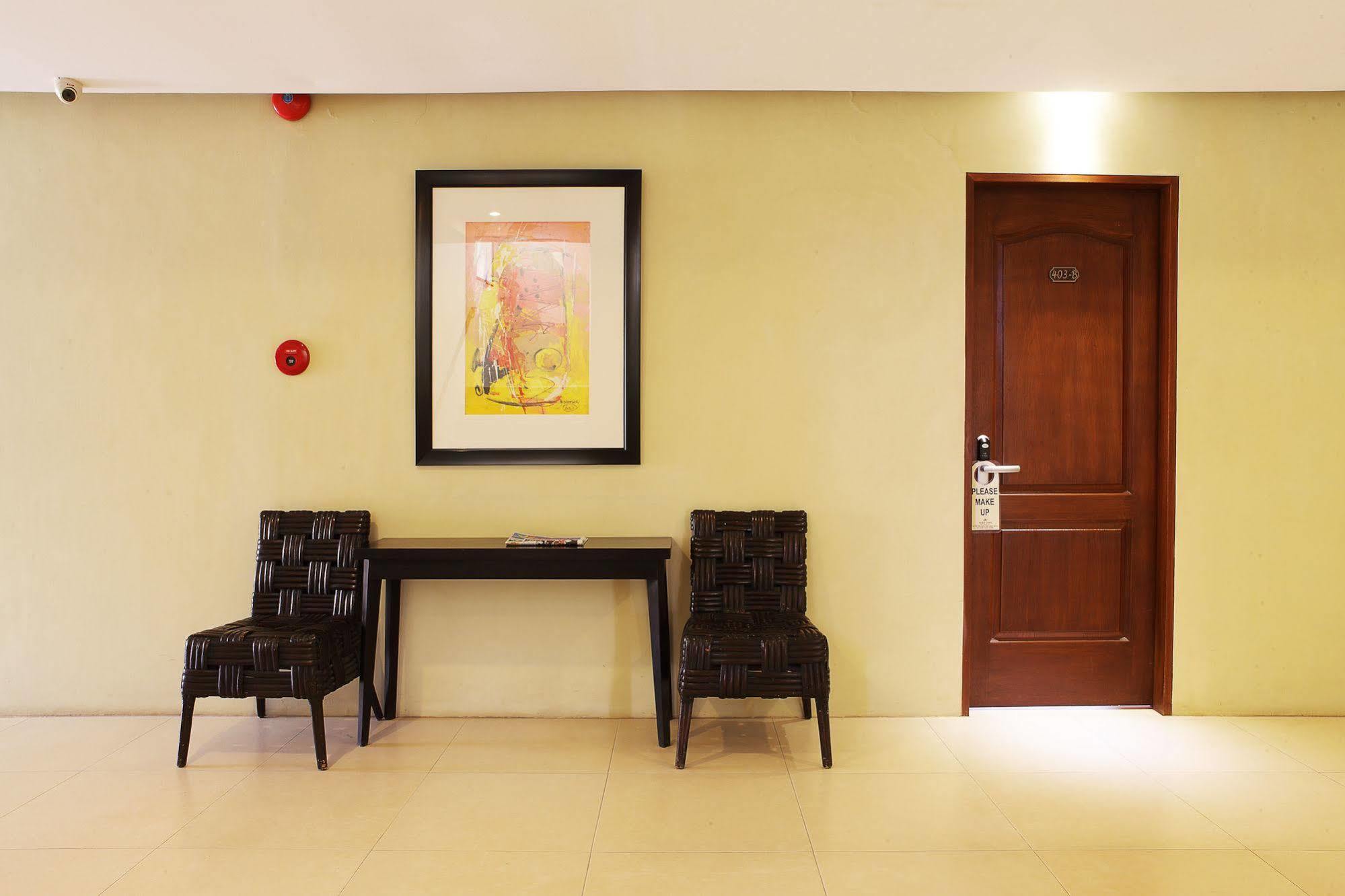 Alba Uno Hotel Cebu Екстериор снимка