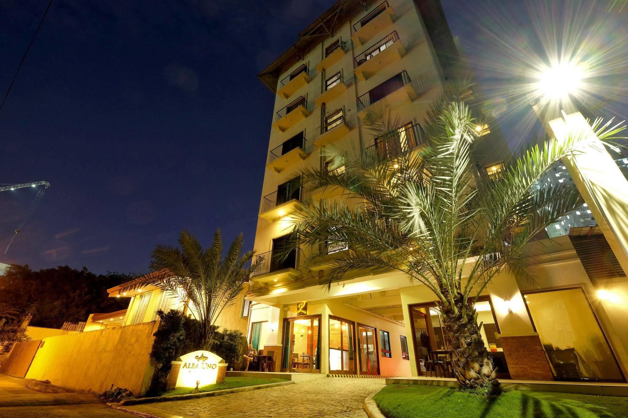 Alba Uno Hotel Cebu Екстериор снимка