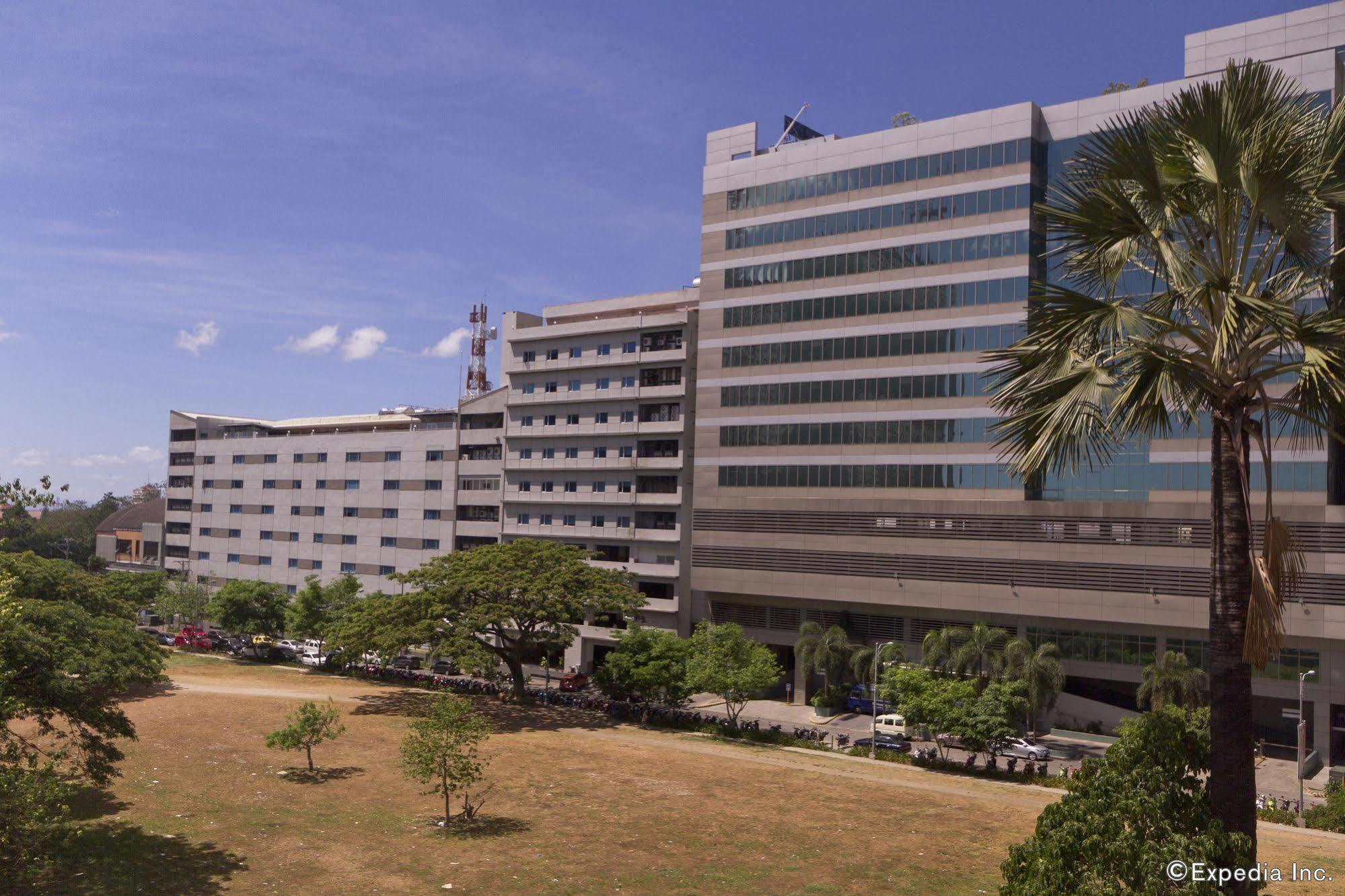 Alba Uno Hotel Cebu Екстериор снимка